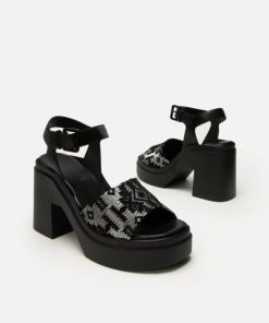 Thedaisychain.shop466980b76f 2