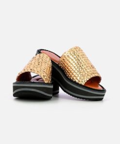 Thedaisychain.shop9ecfb1ebae 2