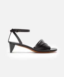 Thedaisychain.shop9f62522803 1